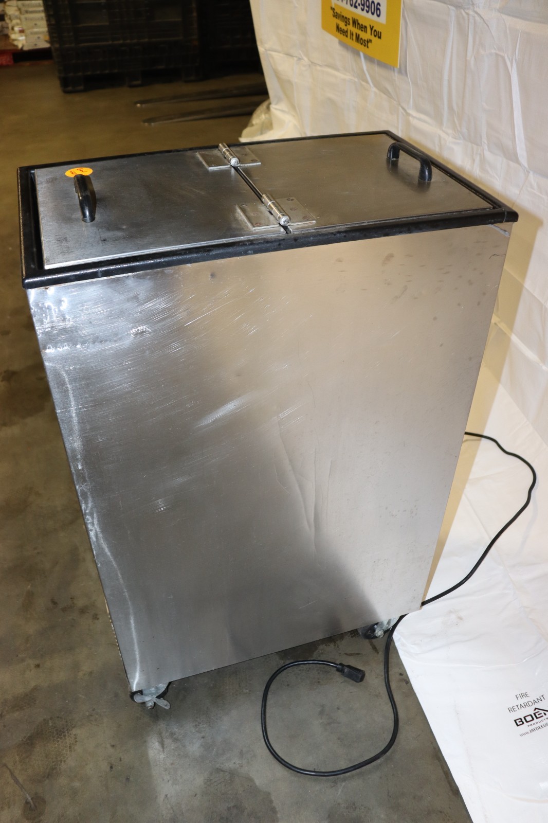 Used Silver King Commercial Freezer, Rolling, Flip Top, SKFS2/C1