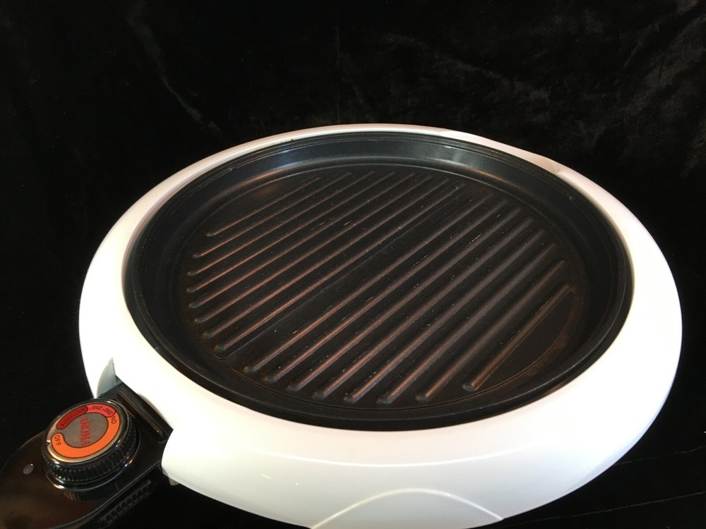 KITCHEN + HOME Stove Top Grill 2014