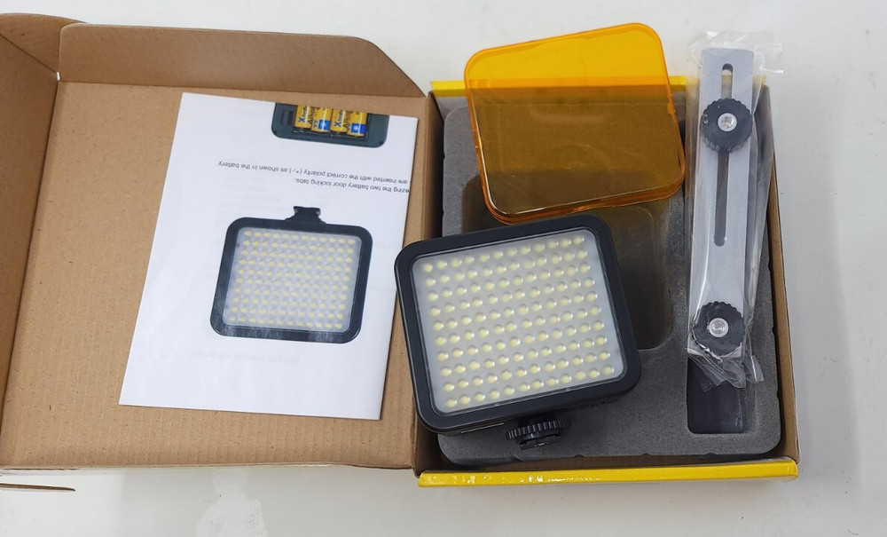 Promaster LED 120 Code 7200 Camera Camcorder Light