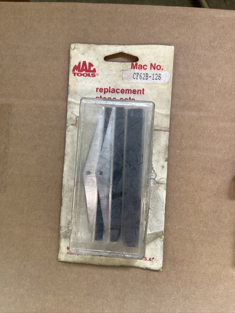 MAC TOOLS -  Replacement Stone Set , Part CF62B-12S NIP