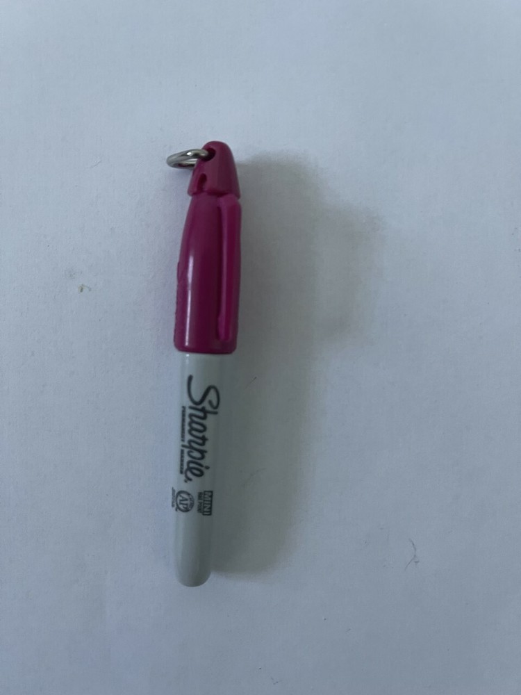 Sharpie 35108 Berry Mini Permanent Markers, Fine Point, 1 each