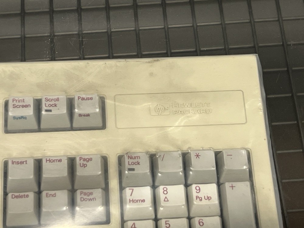 Hewlett Packard HP C1405B Computer Keyboard Red text PS2
