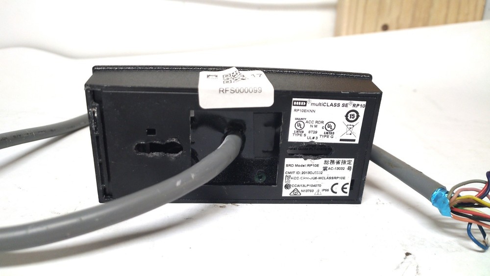 HID multiClass SE RP10 Mullion Card Reader Black
