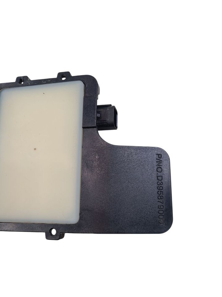 Used Blind Spot Detection System Warning Control Module fits: 2016 Hyundai Tucso