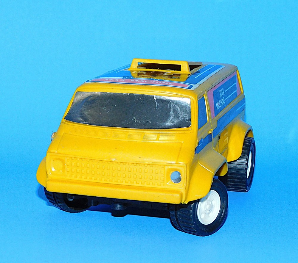1977 SCHAPER MAX MACHINE YELLOW VAN NOT WORKING BUT CLEAN!!!