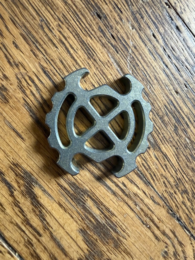 Vox design Brewbug Cap-Lifter