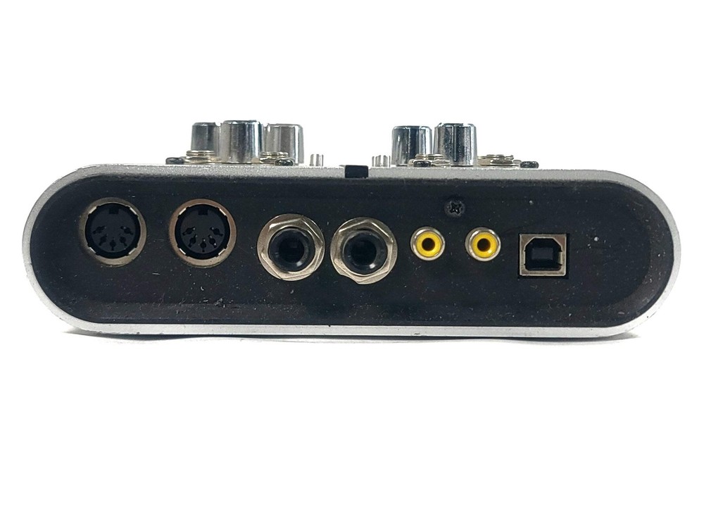 Alesis iO2 USB Audio Interface (C2018-463)