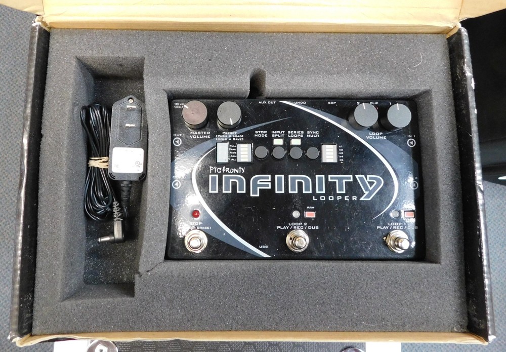 Pigtronix Infinity Looper Effects Pedal AND Remote Switch