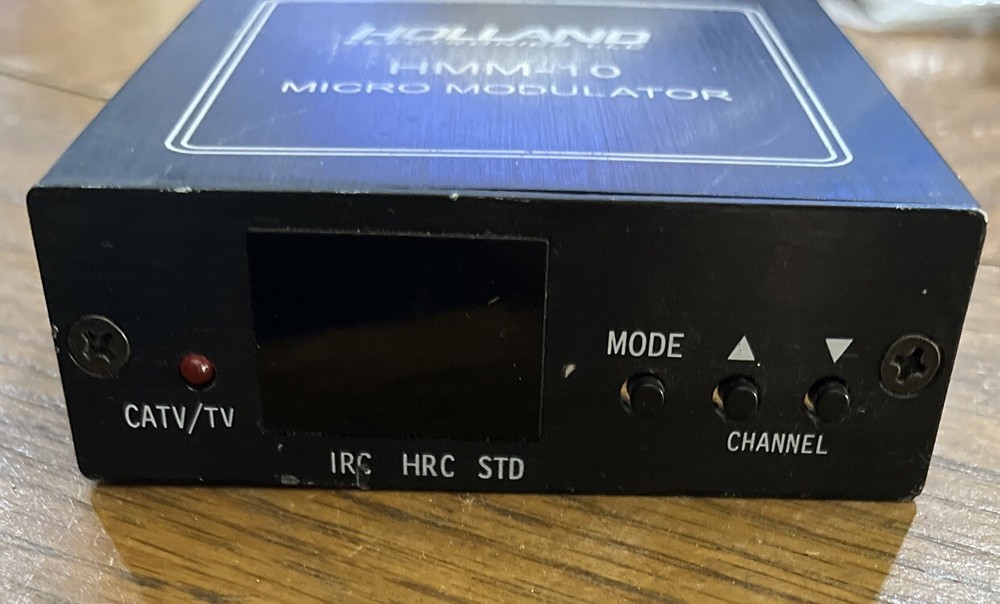 HOLLAND HMM-10 MICRO MODULATOR NO POWER CABLE