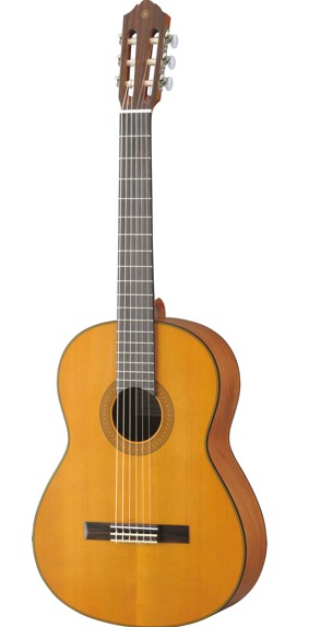 Yamaha CG122MC Classical Guitar with Solid Sitka Spruce Top and Soft Case