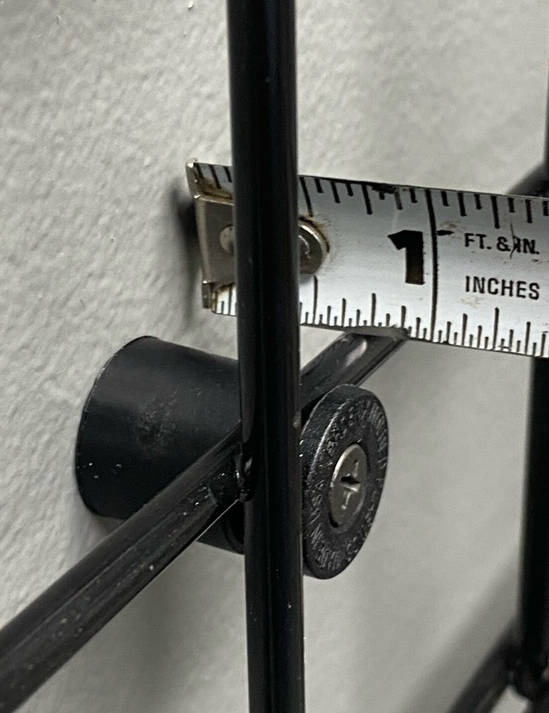 GRID WALL MOUNTING POSTS