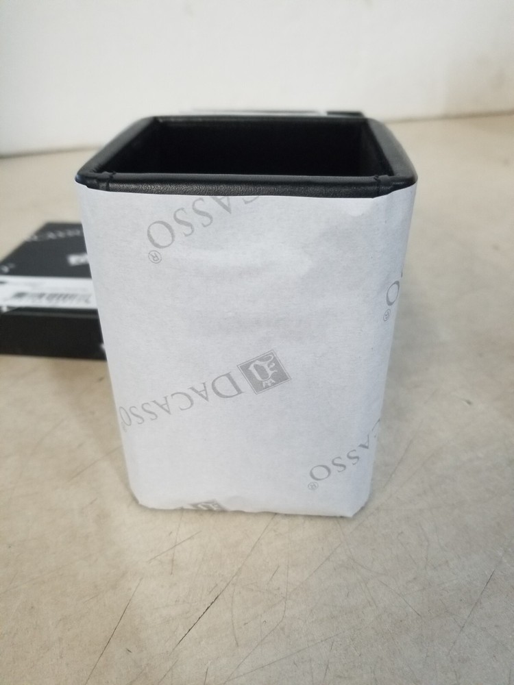 Dacasso A1010 Square Leather Pencil Cup