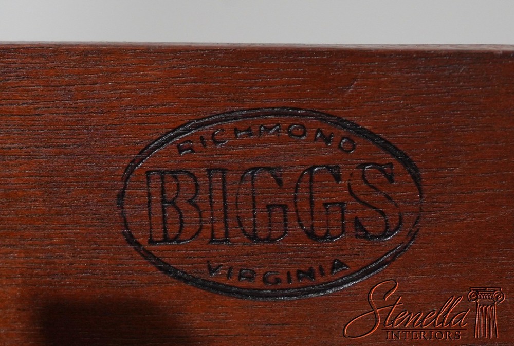 70427: BIGGS Mahogany Serpentine Front Sideboard Server