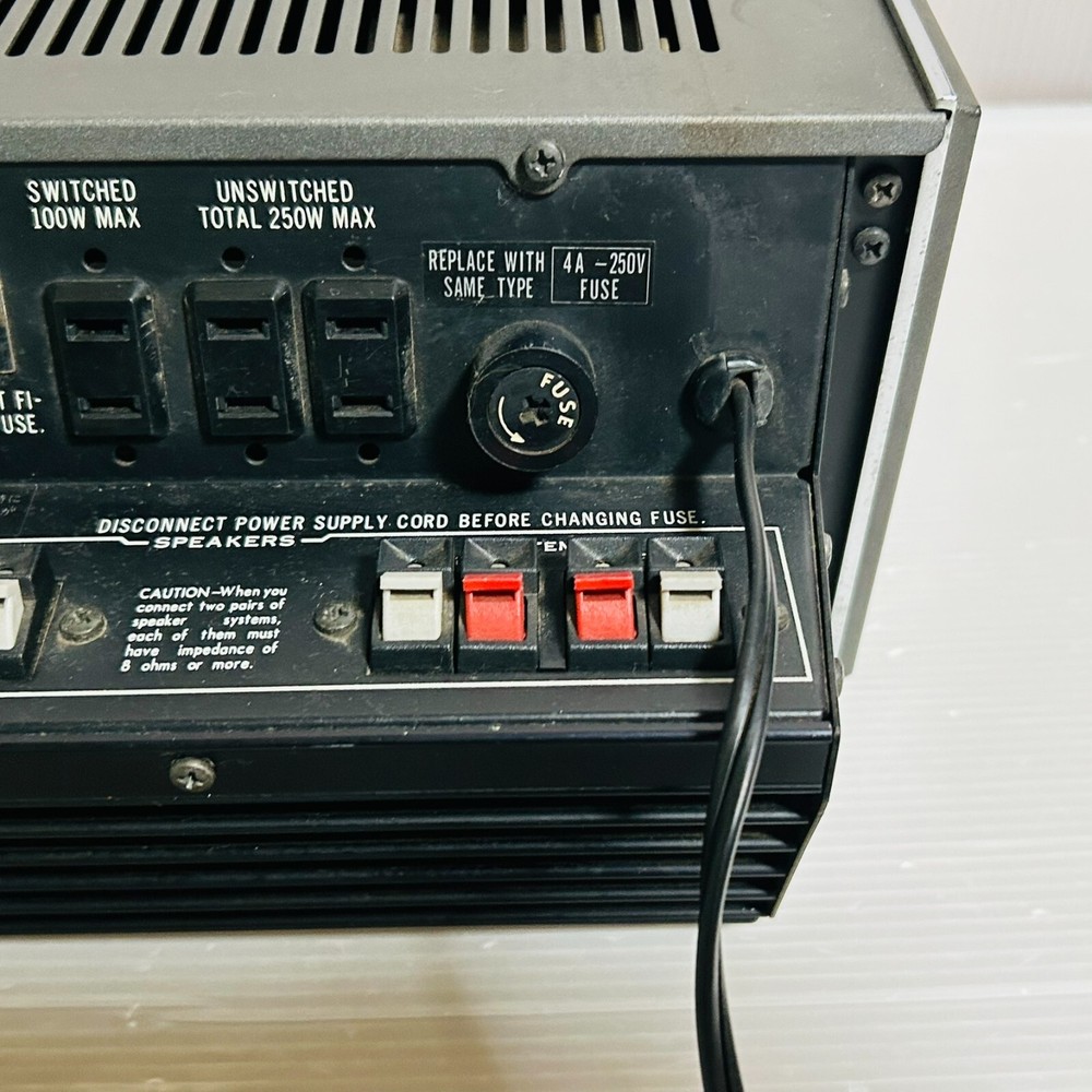 Sansui Model AU-6600 Stereo Receiver