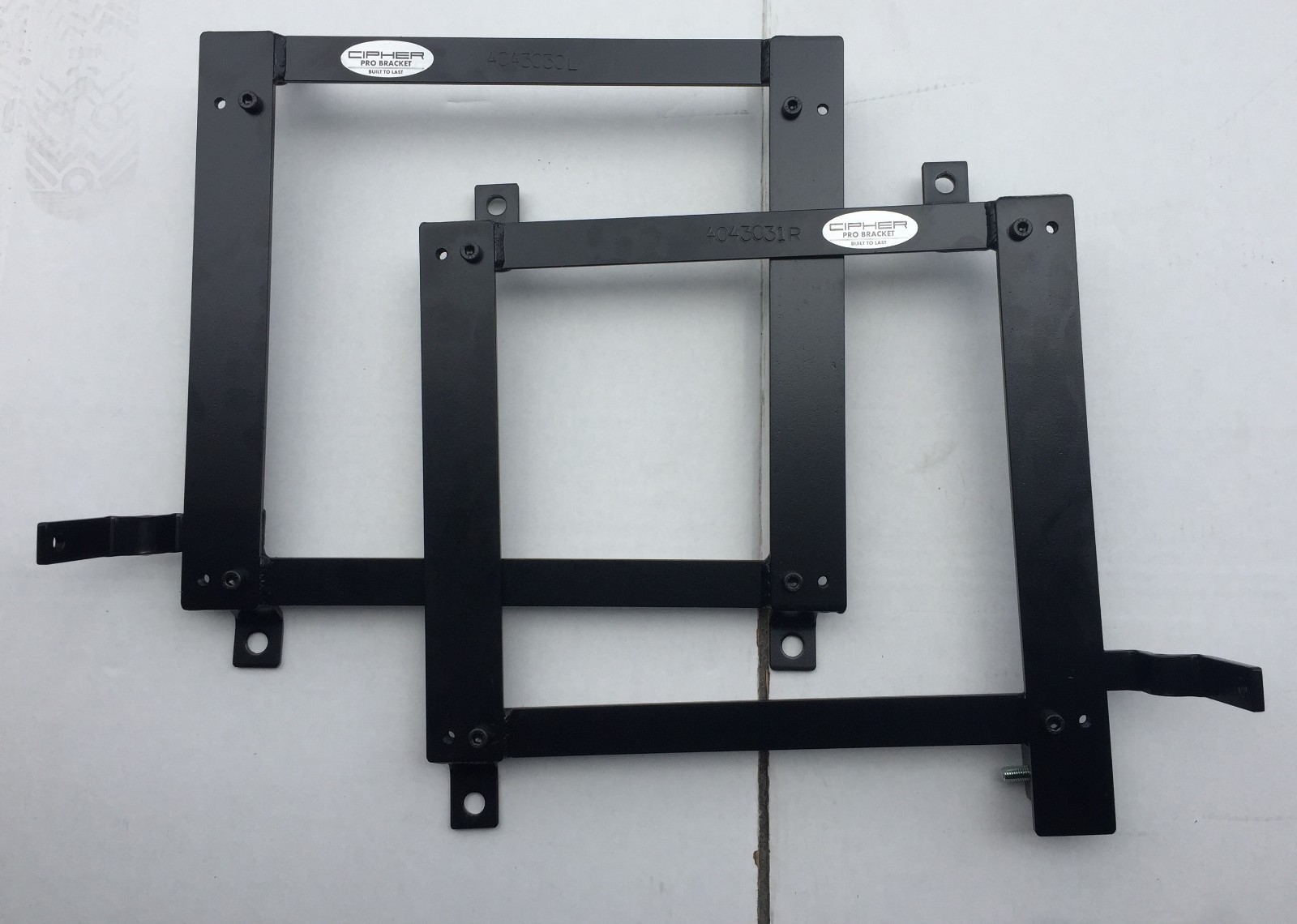 Cipher Black+Red Piping Racing Seats & Seat Brackets for 15-23 Polaris Slingshot