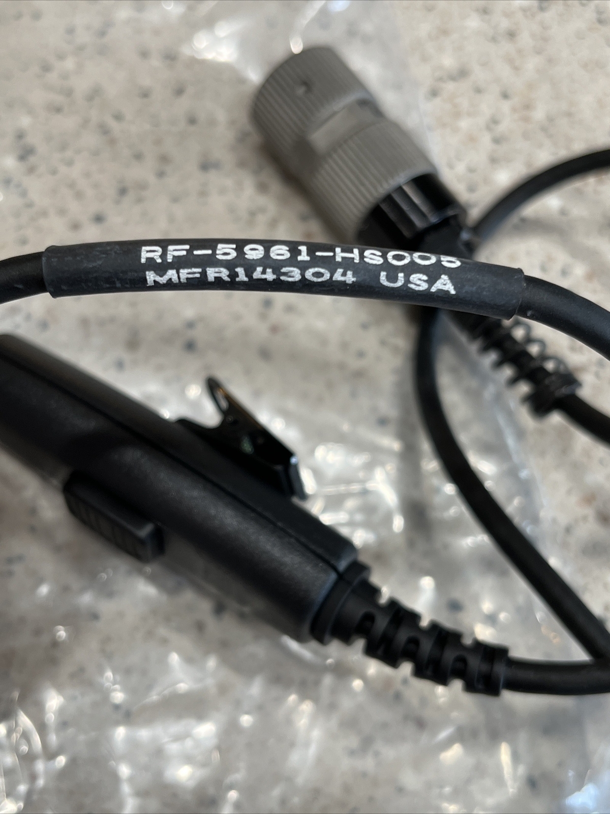 NEW Harris RF-5961-HS005 PTT Headset / Microphone W/ 6 PIN MIL SPEC CONNECTION