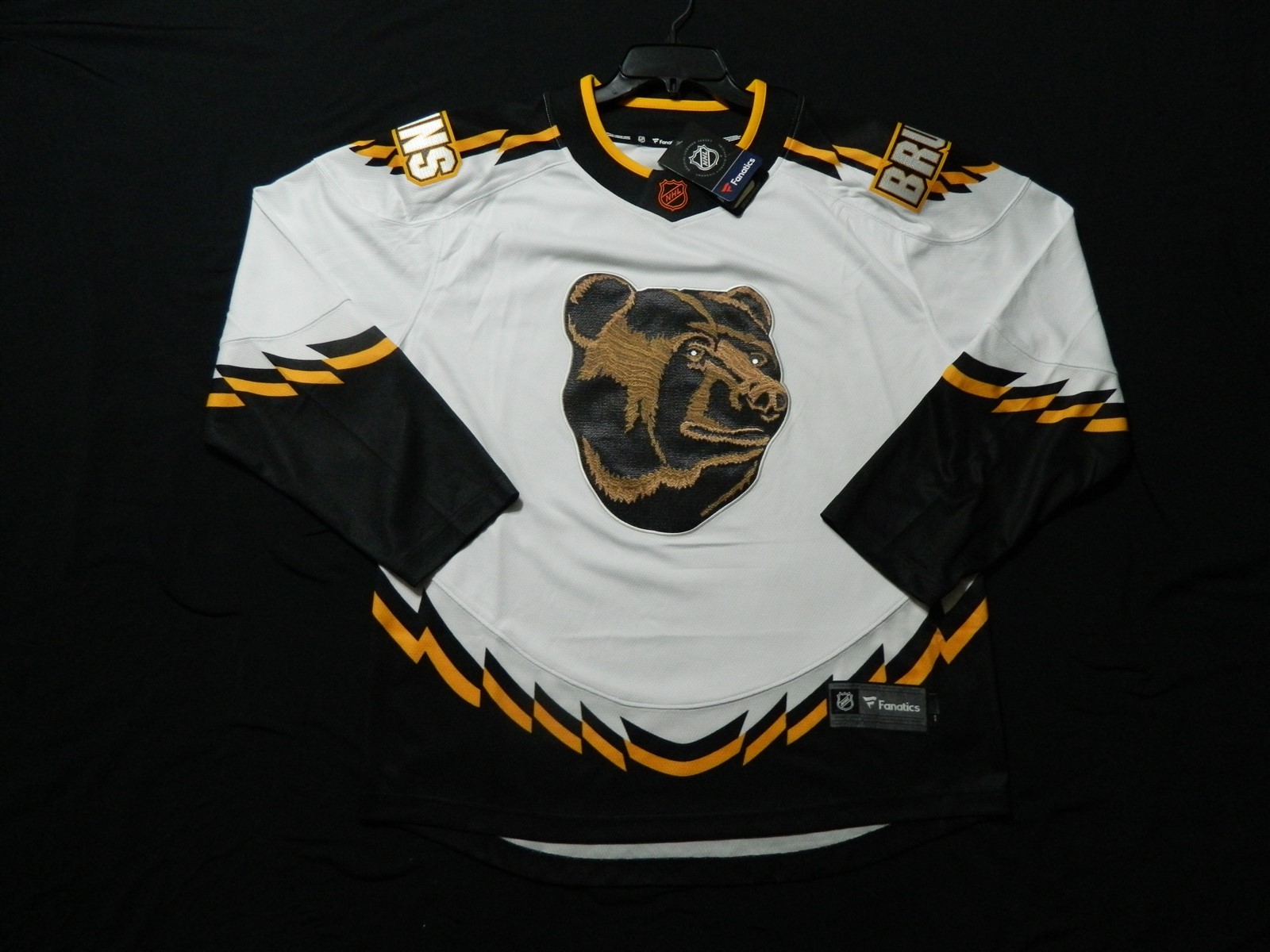 Official Boston Bruins Reverse Retro Breakaway Jersey Large Reg. $149.99