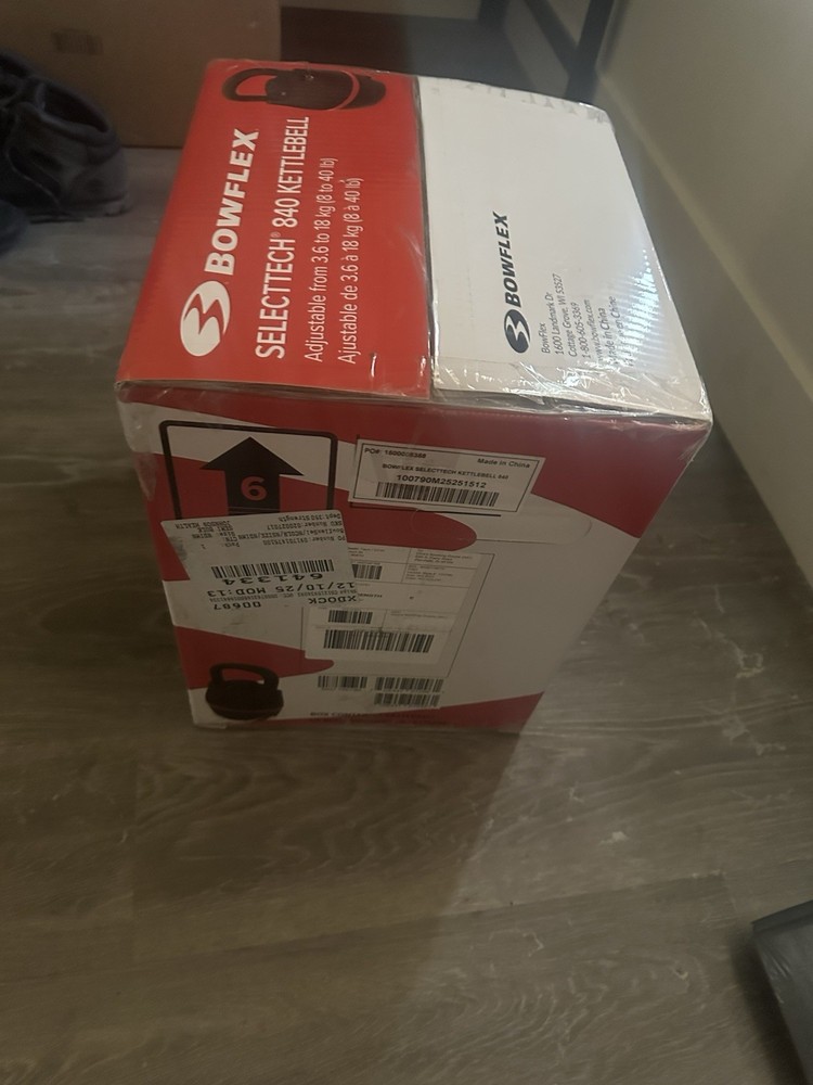 Bowflex SelectTech 840 Adjustable Kettlebell 8-40 lb Black Space Efficient