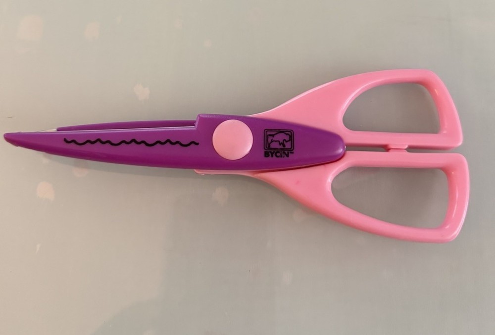 BYCIN Decorative Paper Edging Craft Scissors - Bubbles Pattern