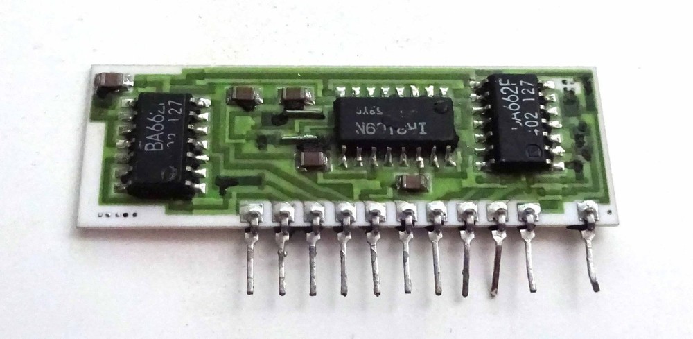 Roland Juno 106 Voice Chips