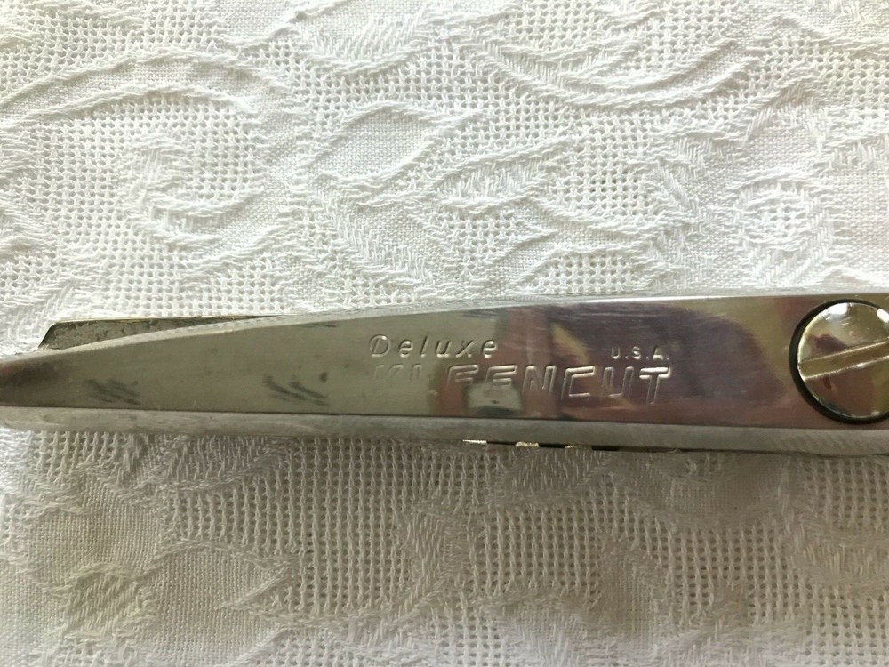 VINTAGE PINKING SHEARS WITH AUTOMATIC STOP, by KLEENCUT, ORIGINAL BOX