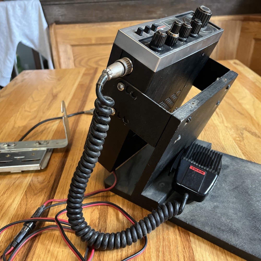 Diamond 40 CB Radio