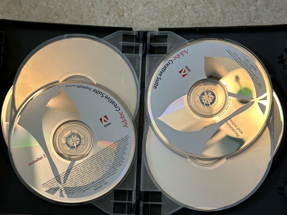 Adobe Creative Suite Premium 2004 w/6-Discs and Serials for Mac