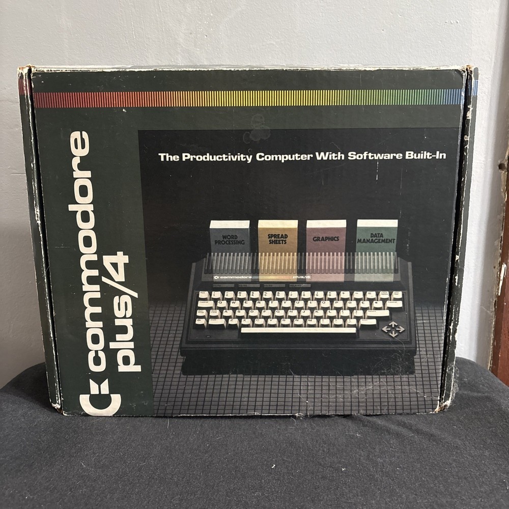 Commodore Plus/4 with Box, Accessories, Manuals 3TL Not Working