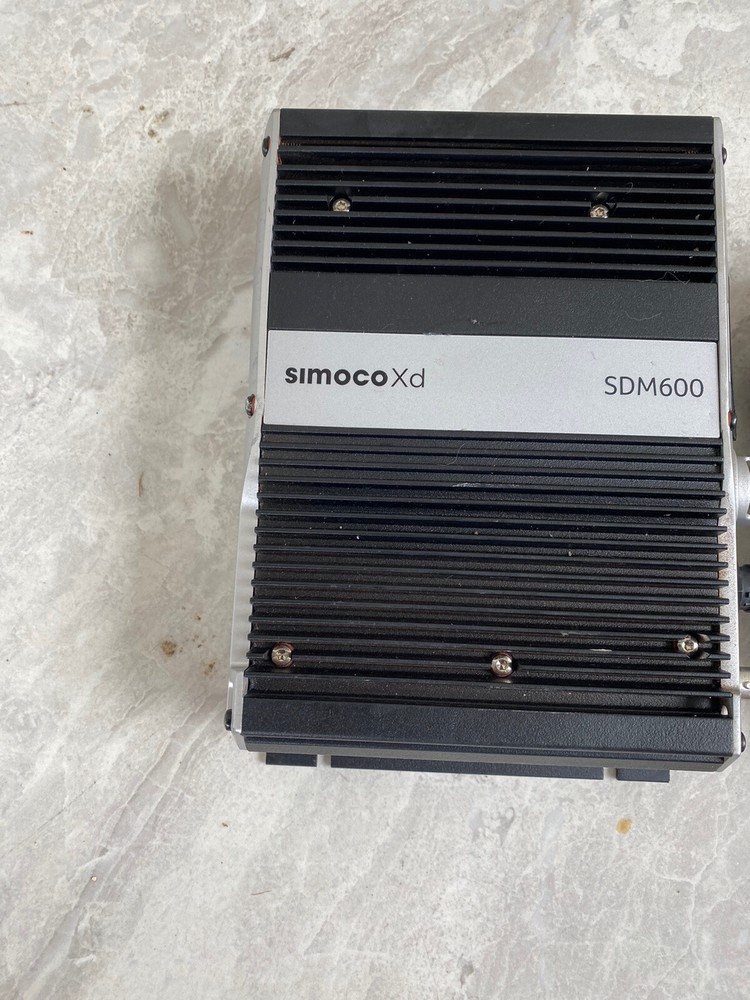 Simoco XD SDM600 AC VHF DMR Radio With SDM622 Controller