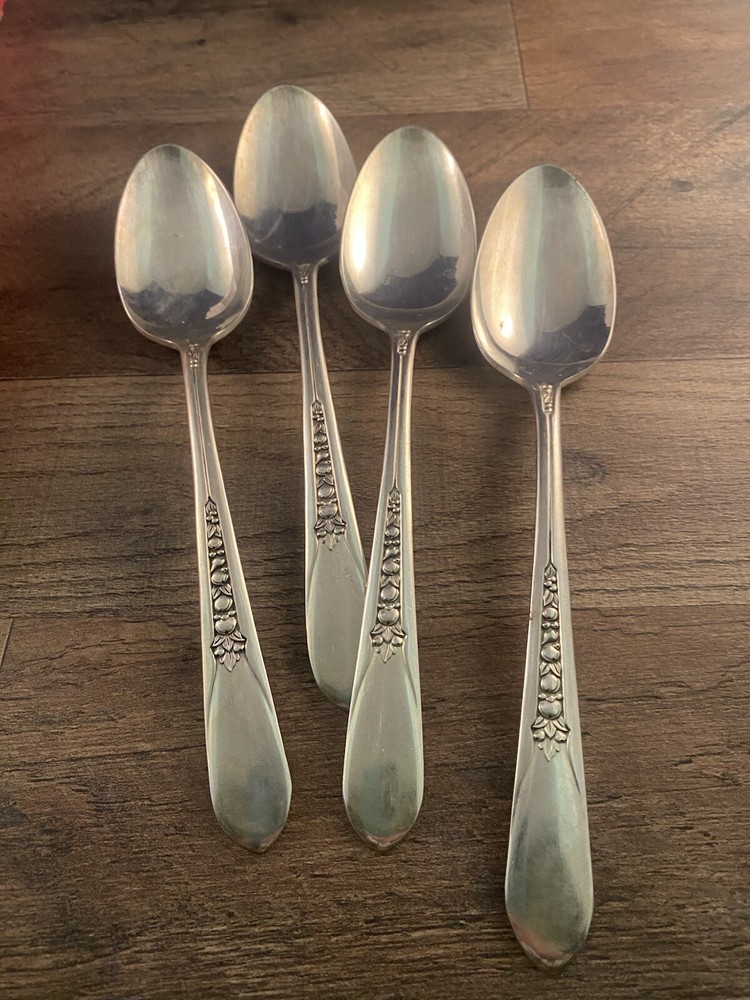 4 Teaspoon Set Wm Rogers Mfg Co Priscilla / Lady Ann Pattern Silverplated
