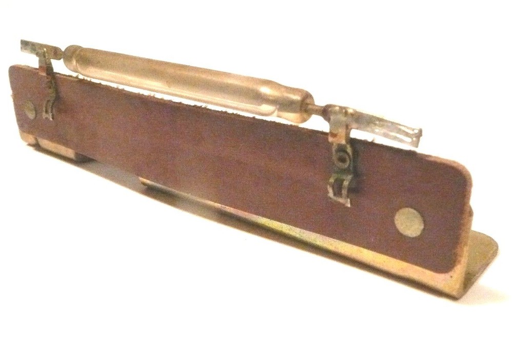 ROWE JUKEBOXES  with a 1200 MECHANISM part:  WORKING REED SWITCH