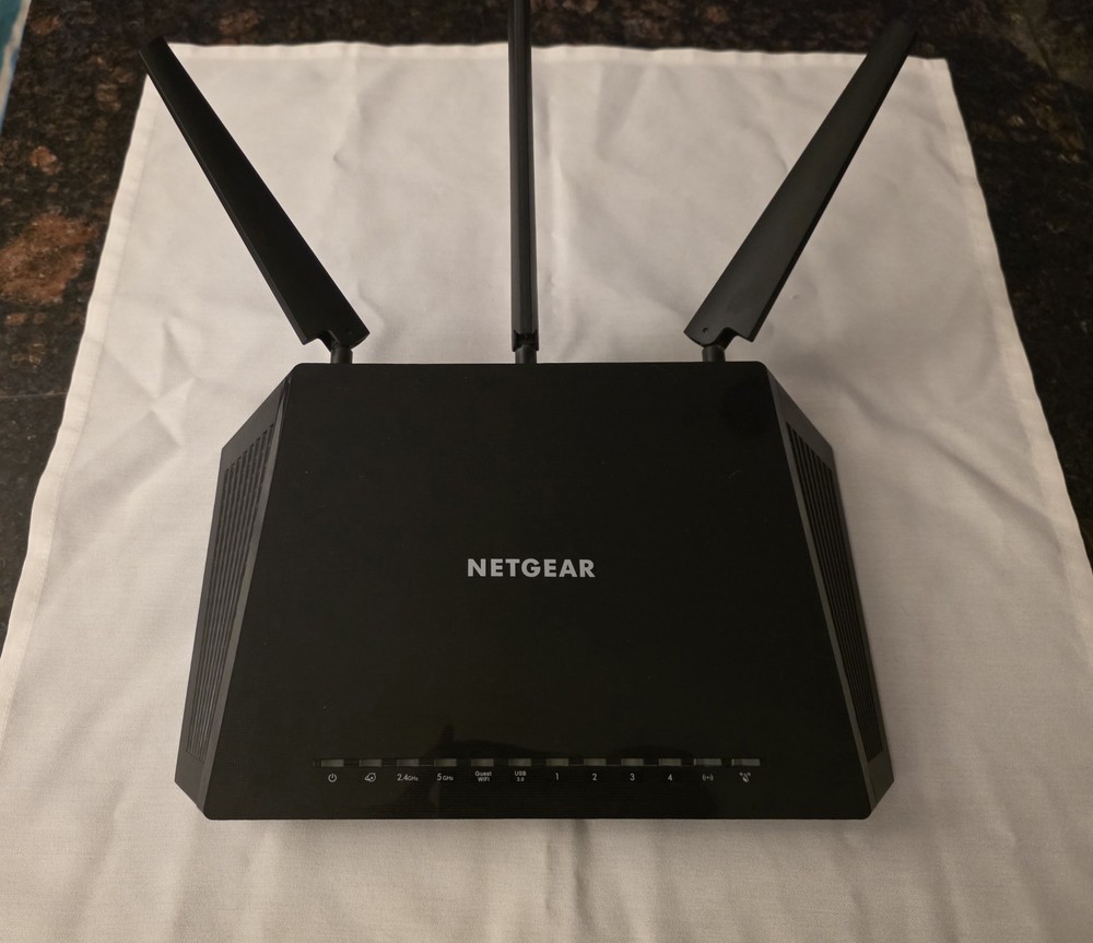 Netgear Router (AC1900)