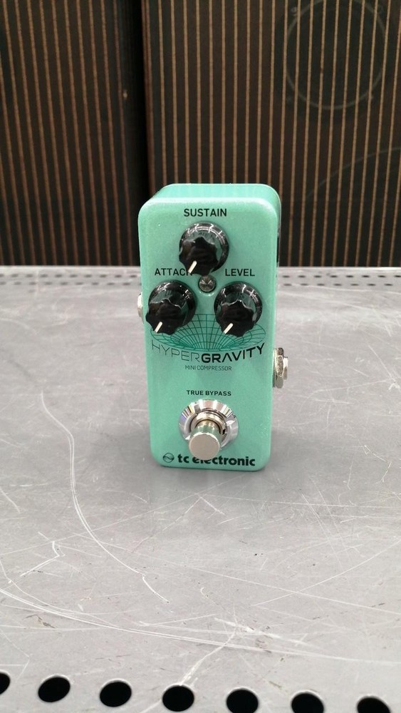 TC ELECTRONIC HYPER GRAVITY Compressor Guitar Pedal