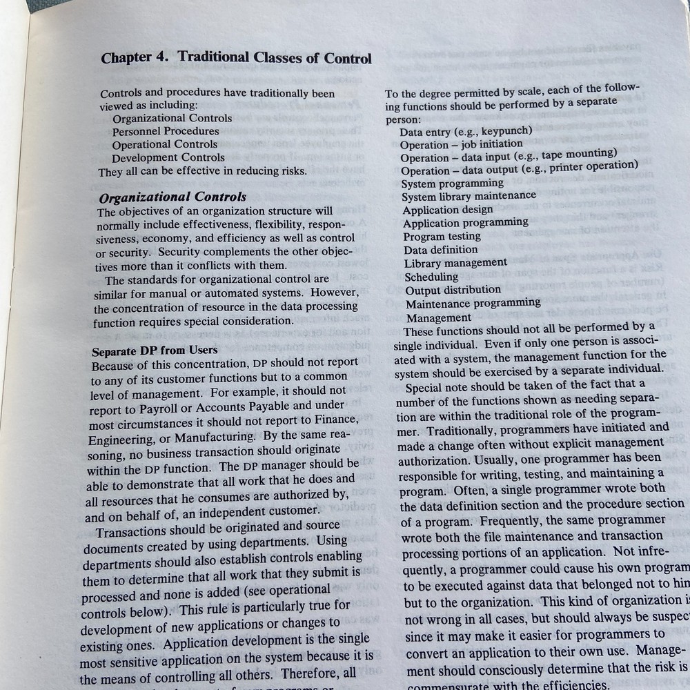 Vintage IBM Data Security Controls Procedures DP Installations 1977 2nd Ed. PC