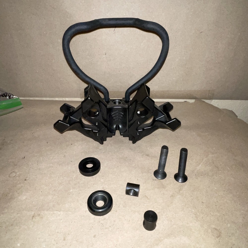 Bear X CATALYST 420 CROSSBOW - Replacement RISER & BOLTS
