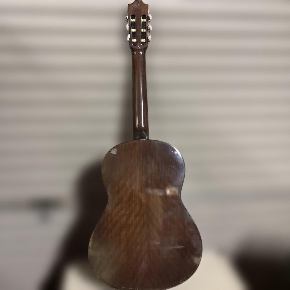 Yamaha C- Classical Guitar With Soft Case, Spruce Body, Nylon Strings