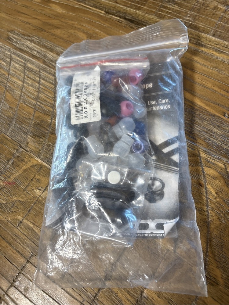 adscope stethoscope 615 with Extra Ear Tips And Snap On Clock (needs A Battery)