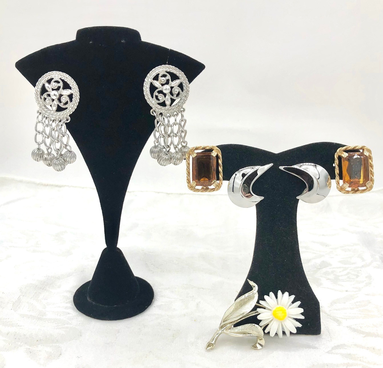 Vintage Sarah Coventry Necklace, Brooches and Earrings Lot of 10