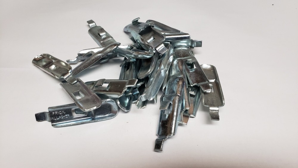 Frick Gallagher Shelving Clips - 30 count