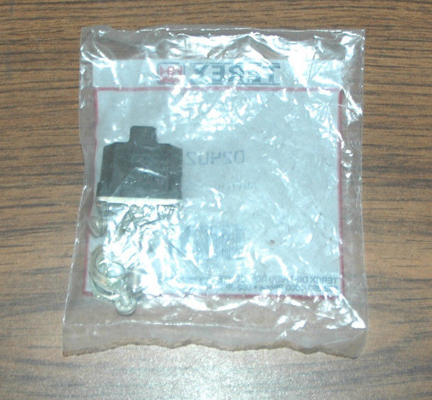 TEREX TOGGLE SWITCH 14V PART NUMBER 024021