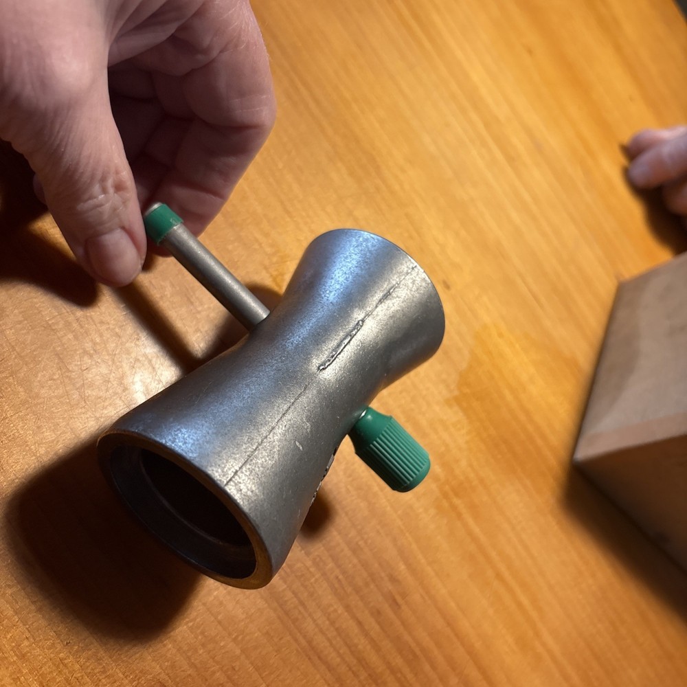 RCBS Powder Trickler New Without Package