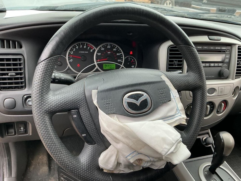Fuse Box Engine Fits 05-06 MAZDA TRIBUTE 4961897