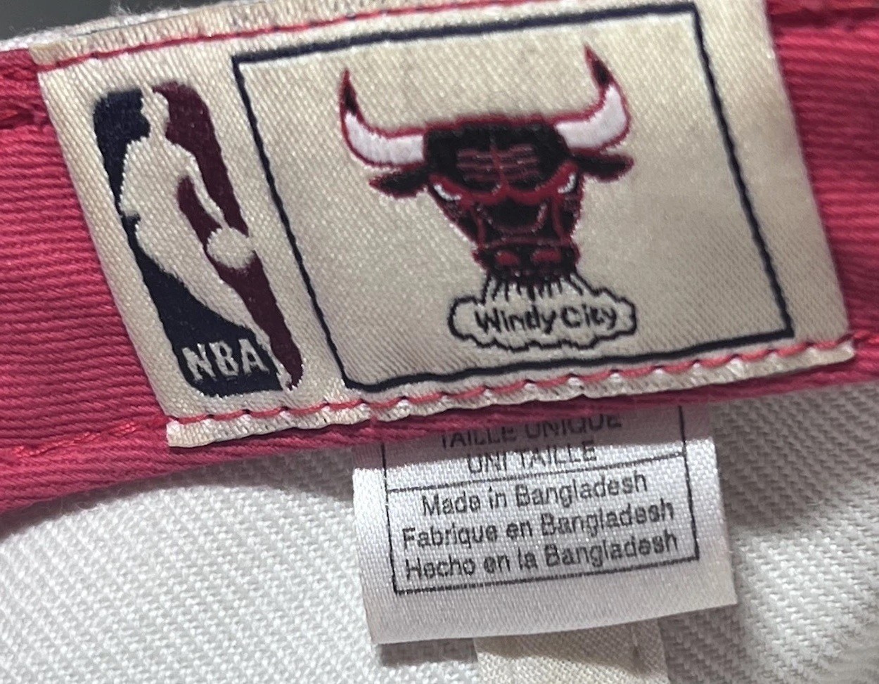 Vintage Chicago Bulls Adidas SnapBack Rare Windy City Edition NBA
