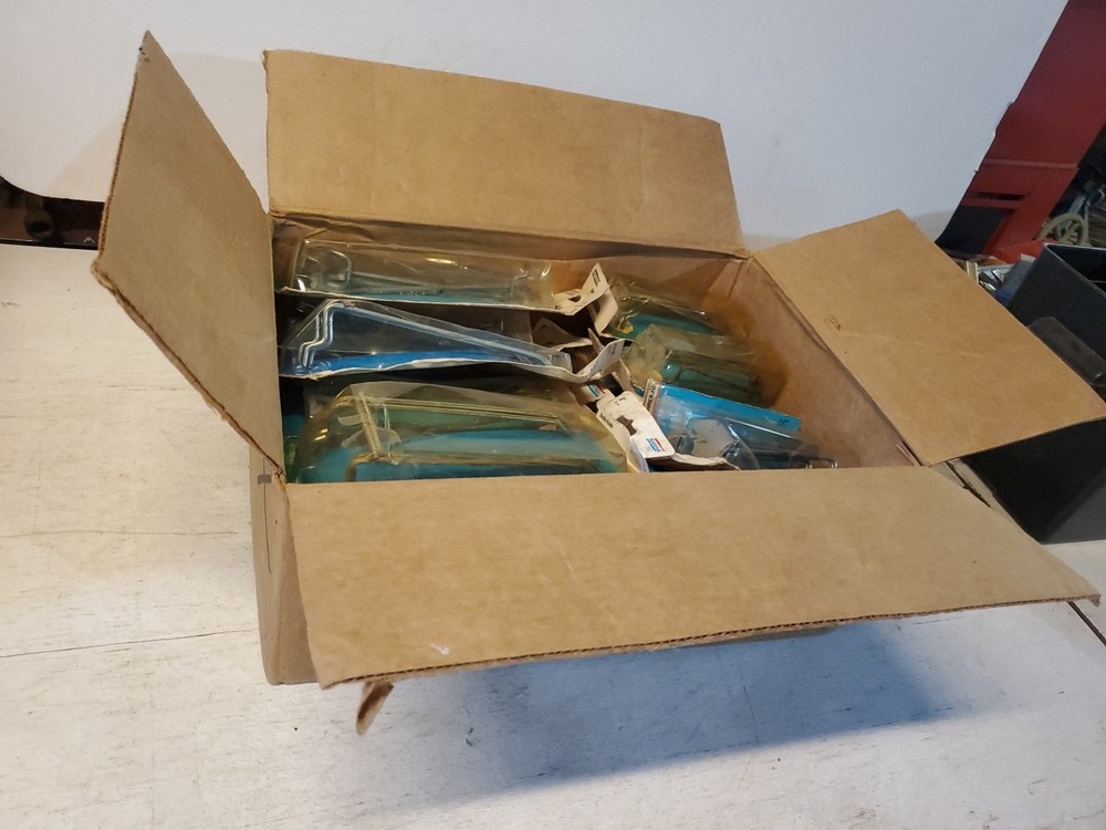 74 peg hooks new In packages