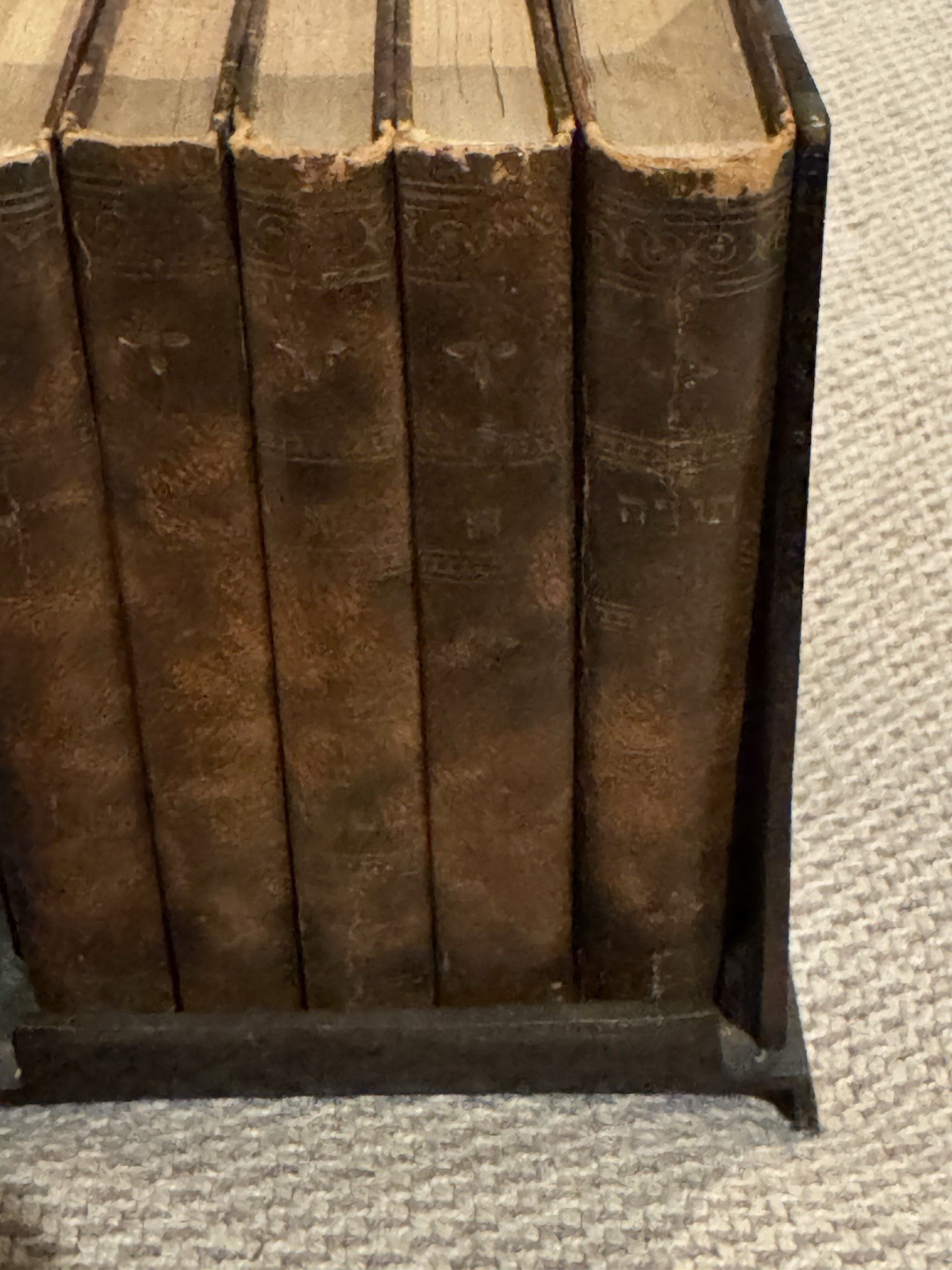 Vintage 5 Leather Bound Books of Moses (TorahSet) Hebrew with Metal Book Holder