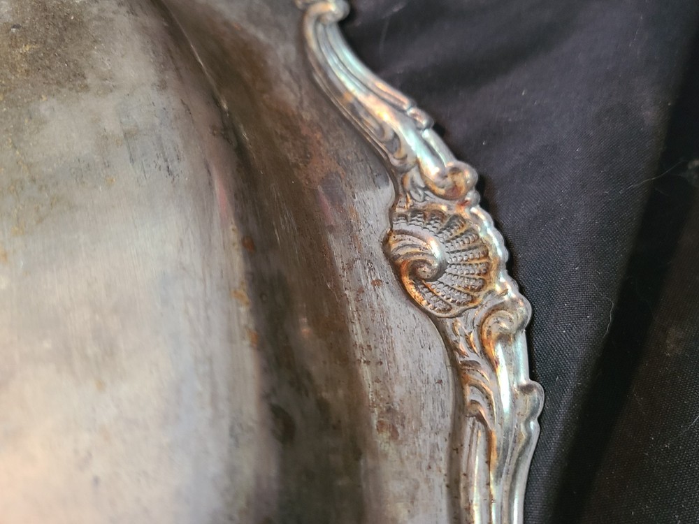 Vintage Ornate Sheridan? Serving Bread Tray Silverplated