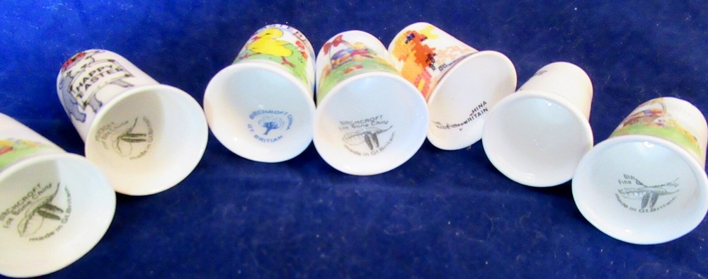 7 x Bone China Thimbles Celebrating Easter Chicks Bunny Rabbits