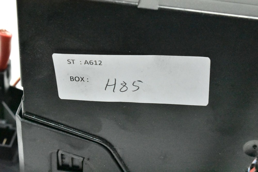 MERCEDES E63 E550 E350 E250 CLS550 FUSEBOX FUSE SAM BOX CONTROL UNIT MODULE OEM