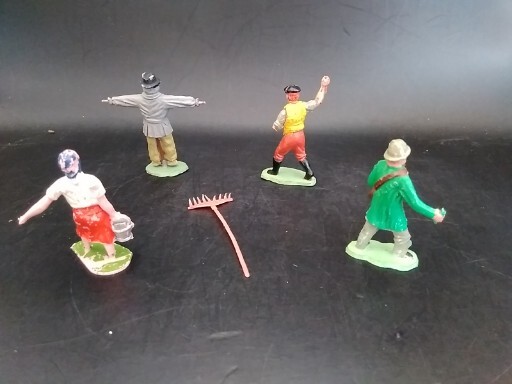 Vintage Plastic Painted Farm Figures + Rake