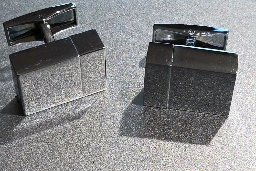 4 GB USB Cufflinks In Original Packahing